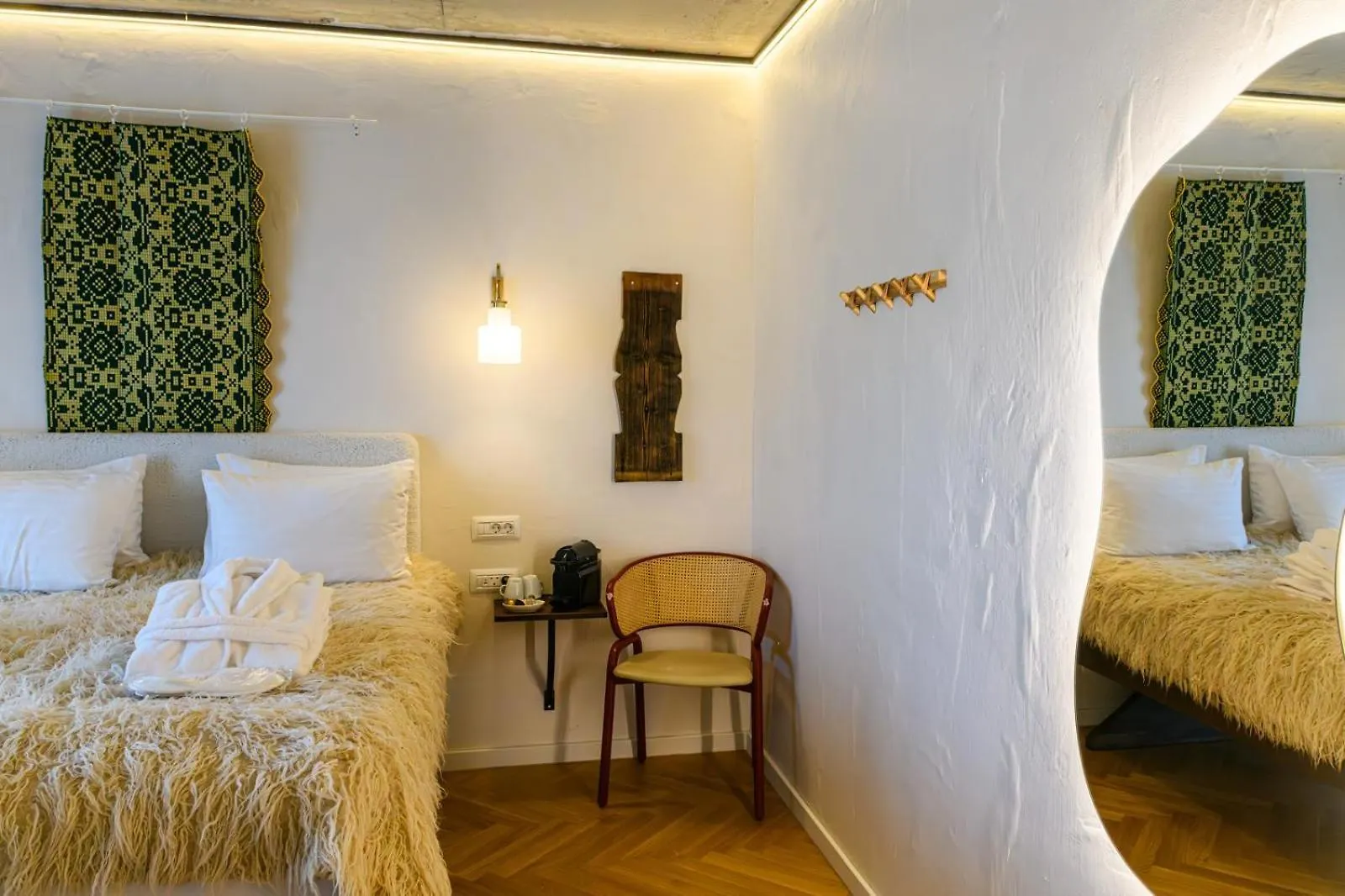 Motel Nishani 5 Stars Boutique Bucharest
