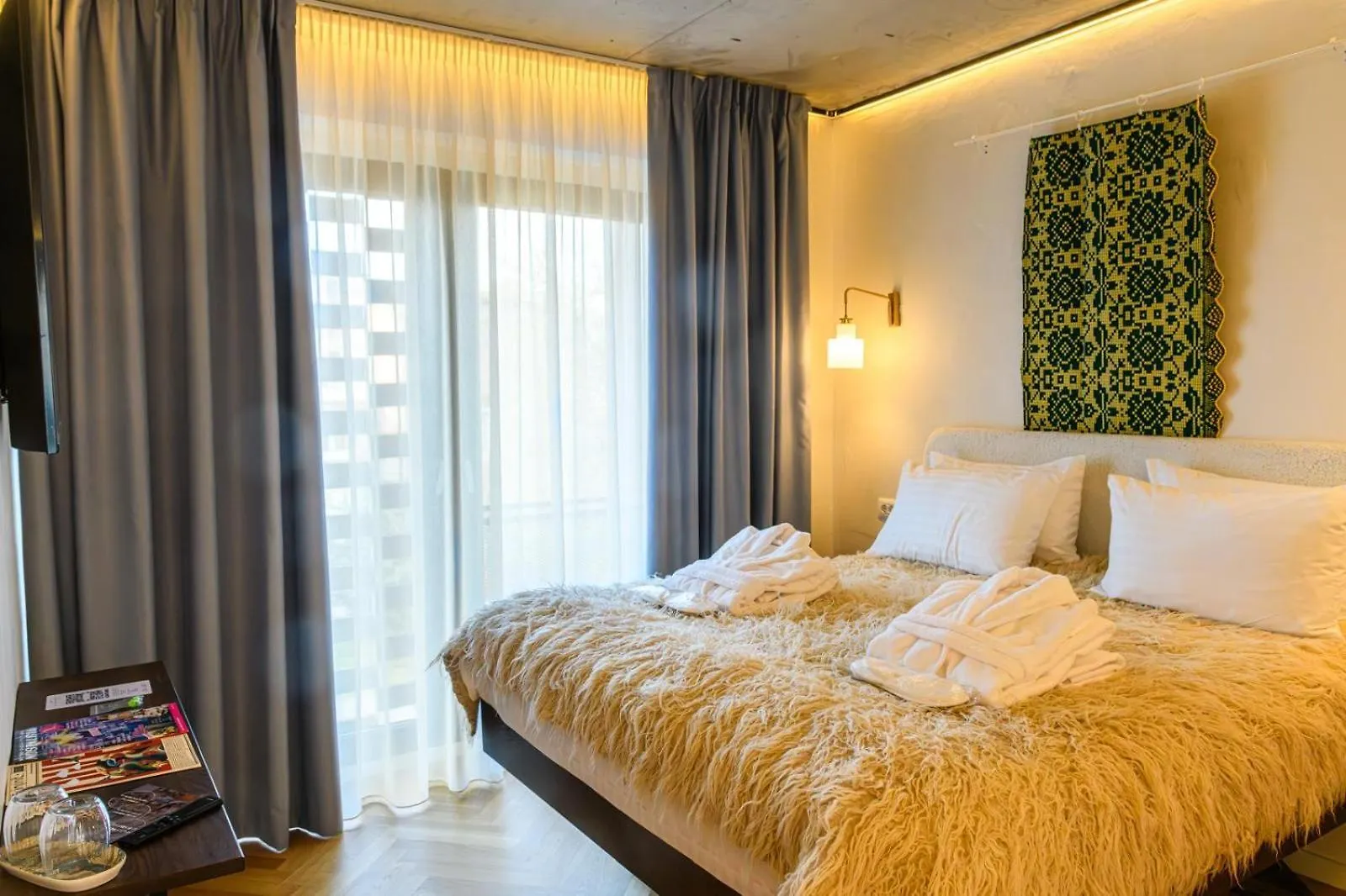 Nishani 5 Stars Boutique Bucharest 0*,  Romania