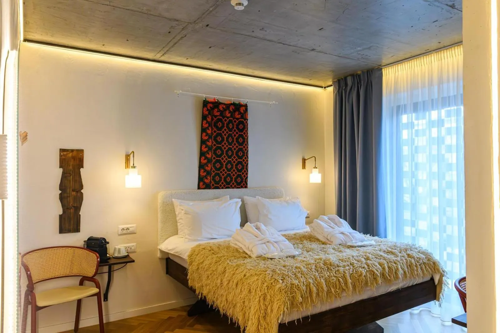 Nishani 5 Stars Boutique Bucharest Motel