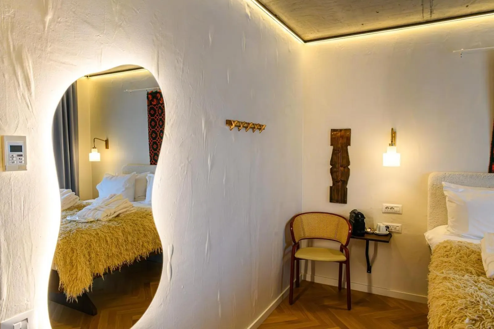 Motel Nishani 5 Stars Boutique Bucharest Romania