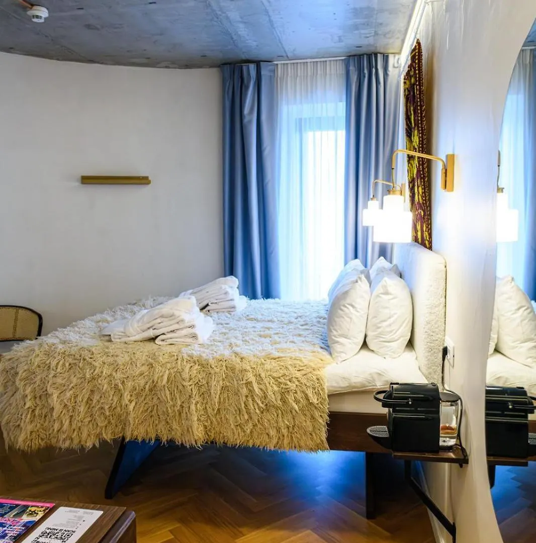Nishani 5 Stars Boutique Bucharest Romania