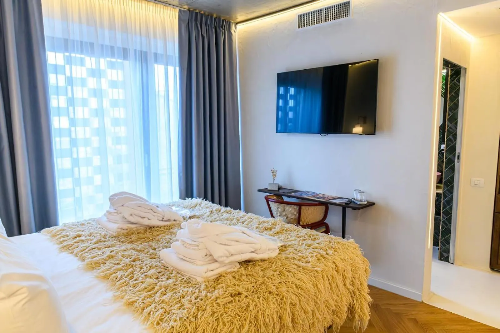 Motel Nishani 5 Stars Boutique Bucharest