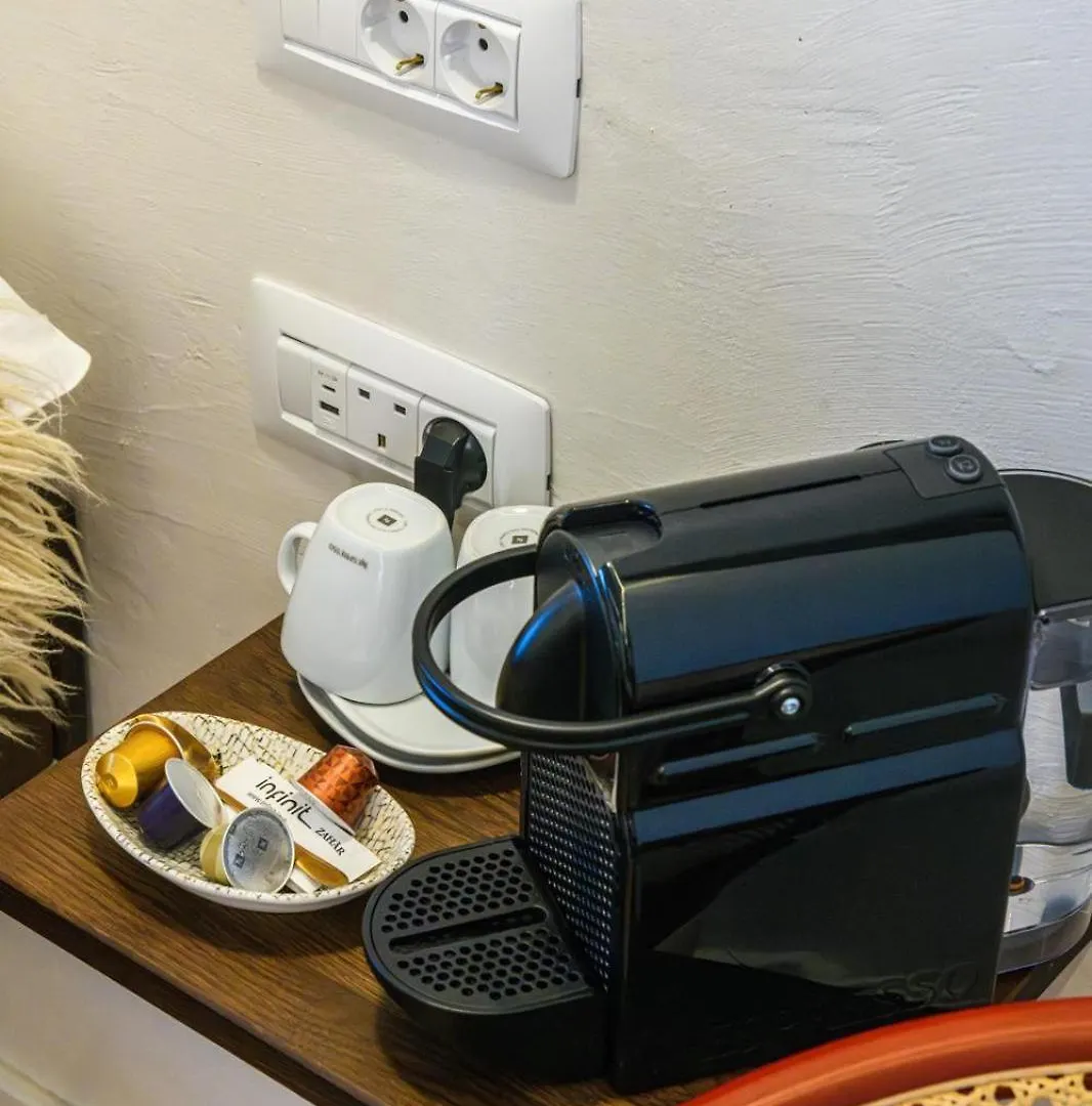 Nishani 5 Stars Boutique Bucharest Motel