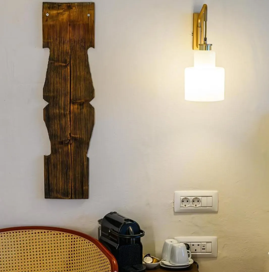 Nishani 5 Stars Boutique Bucharest 0*,  Romania